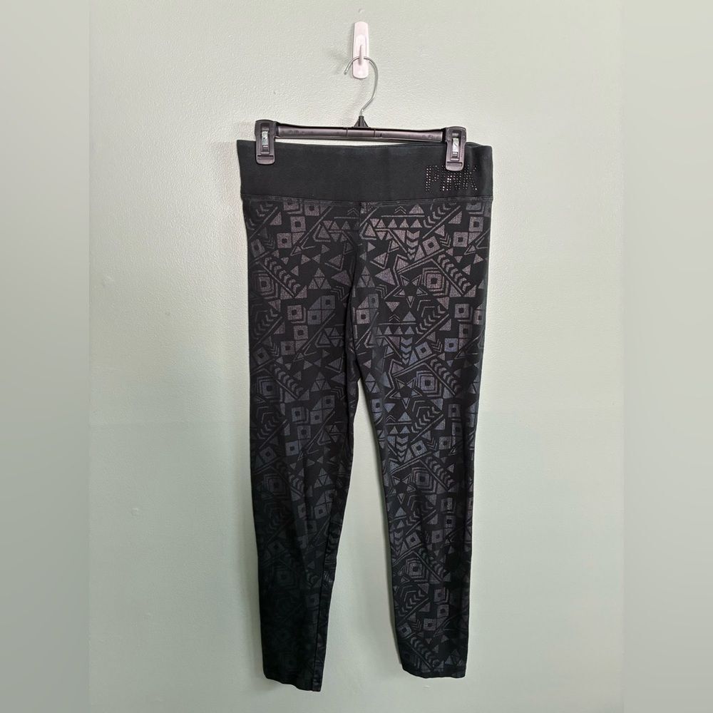2012 VTG Victoria's Secret PINK Yoga Legging Crop Black Sparkly Tribal Sz M